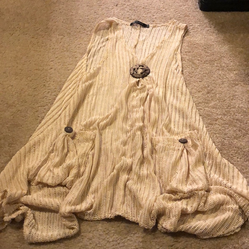 Cute bathing suit cover up!